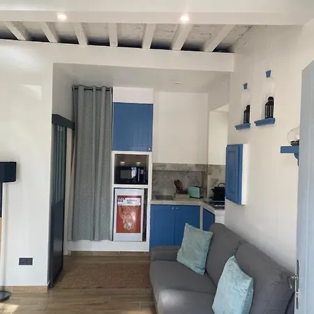 Nuit A La Roquette, Arles Apartment Exterior photo